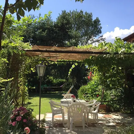 Casa Curlo Bed & Breakfast *