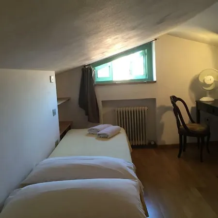 Casa Curlo Bed & Breakfast