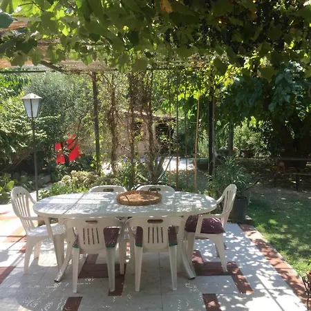 Casa Curlo Bed & Breakfast